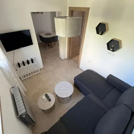 Apartment Stinjan