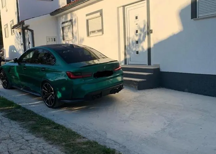 아파트 Stinjan 풀라